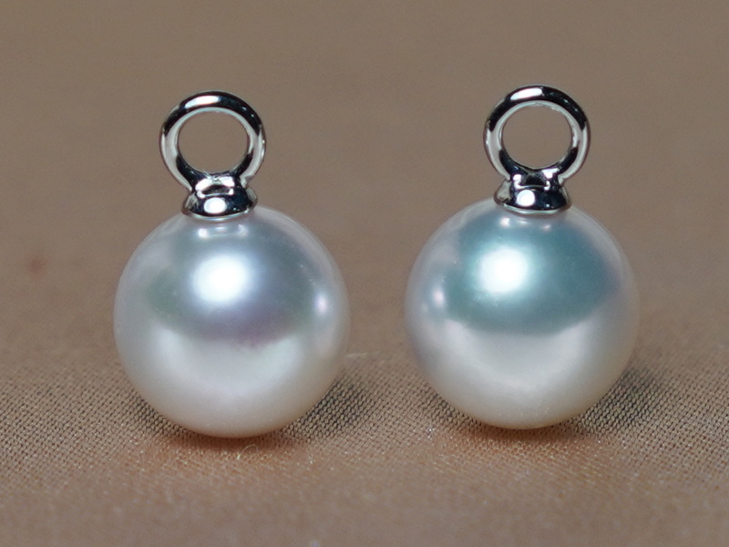 Bílé perly Jižního Pacifiku se zlatými očky WW018WE-W Bílé perly Jižního Pacifiku se zlatými očky WW018WE-W