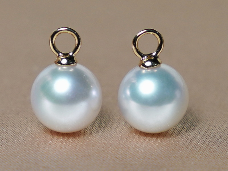 Japonské akoya perly se zlatými očky 14K WW018YE-A Japonské akoya perly se zlatými očky 14K WW018YE-A