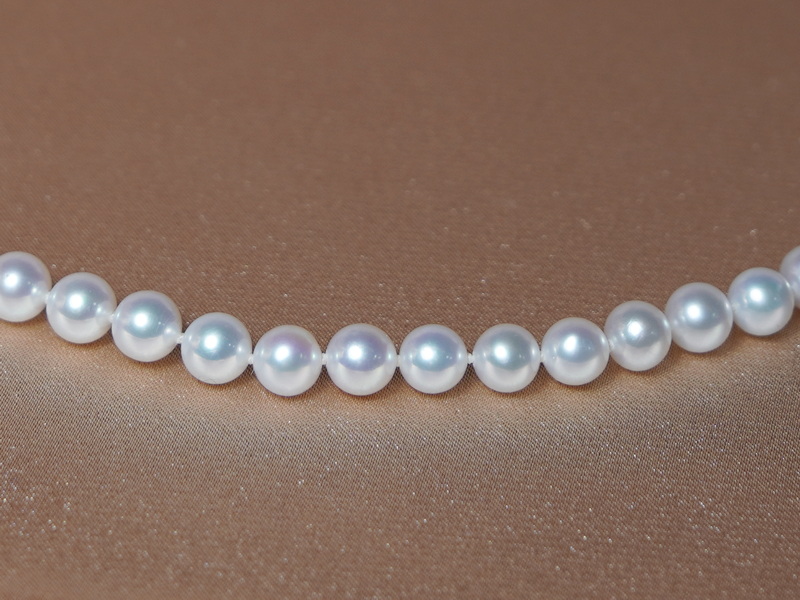 Náhrdelník sněhobílé perly 6mm AAA RSN6065AAAwD Náhrdelník sněhobílé perly 6mm AAA RSN6065AAAwD