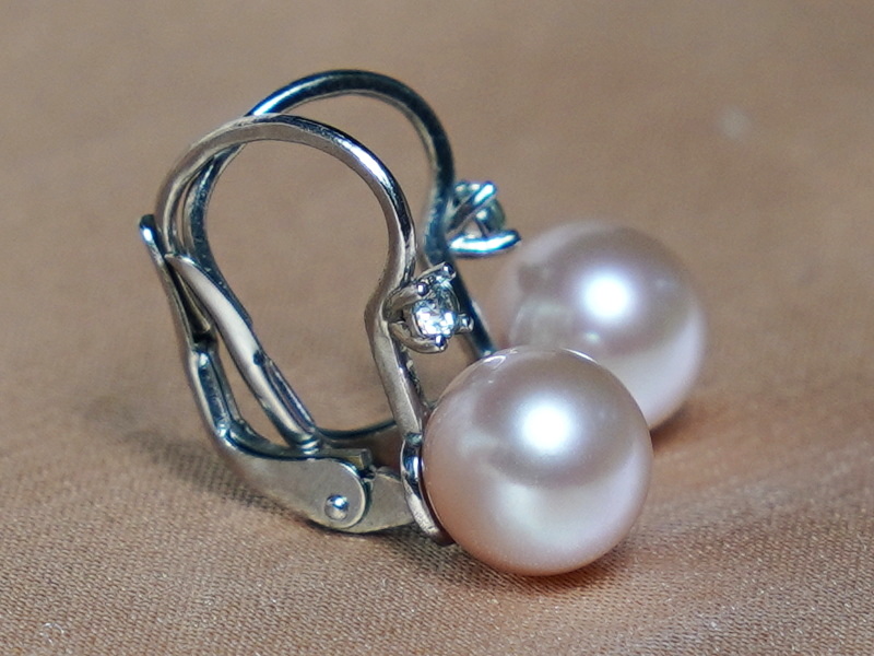 Stříbrné náušnice s pravými perlami AAA BC022SE-L Stříbrné náušnice s pravými perlami AAA BC022SE-L