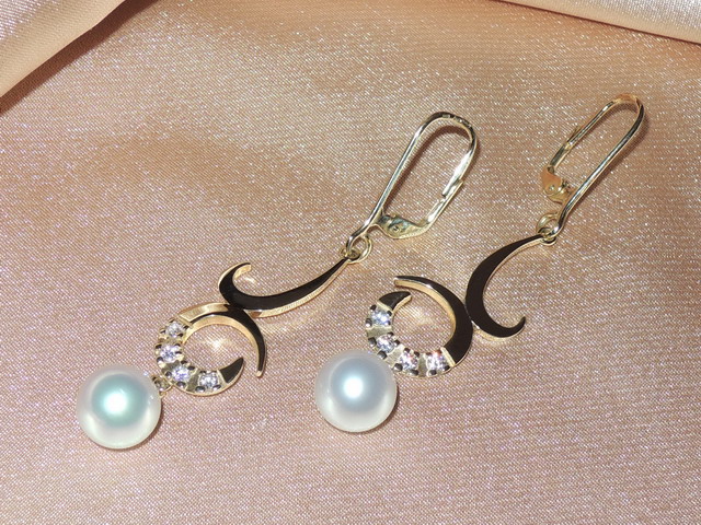 Perlové náušnice BC03YE-W Perlové náušnice BC03YE-W