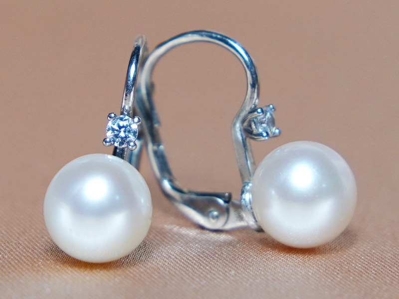 Perlové náušnice bílé sladkovodní perly BC022SE-W Perlové náušnice bílé sladkovodní perly BC022SE-W