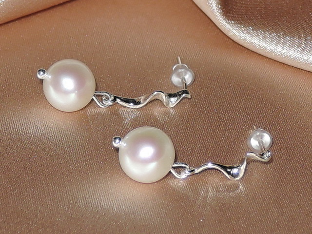 Perlové náušnice ZPE010w Perlové náušnice ZPE010w