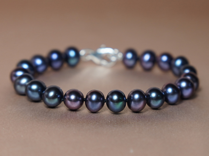 Perlový náramek černé říční perly NRSB7585AAAbAE Perlový náramek černé říční perly NRSB7585AAAbAE