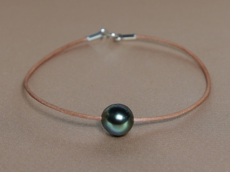 Perlový náramek TPB0910AABKH Perlový náramek TPB0910AABKH