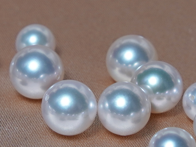 Japonské akoya perly v kvalitě AAA APL100AAA Japonské akoya perly v kvalitě AAA APL100AAA