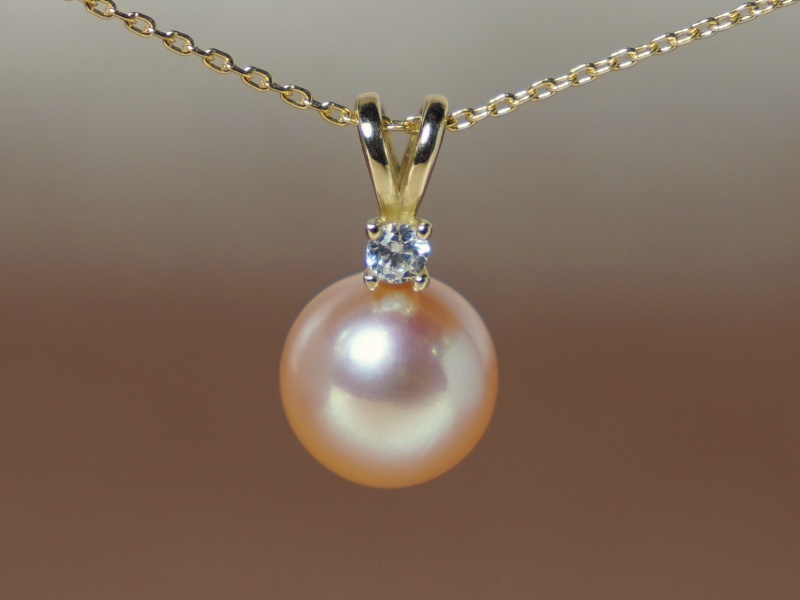 Přívěsek s perlou BC025YFP-P Přívěsek s perlou BC025YFP-P