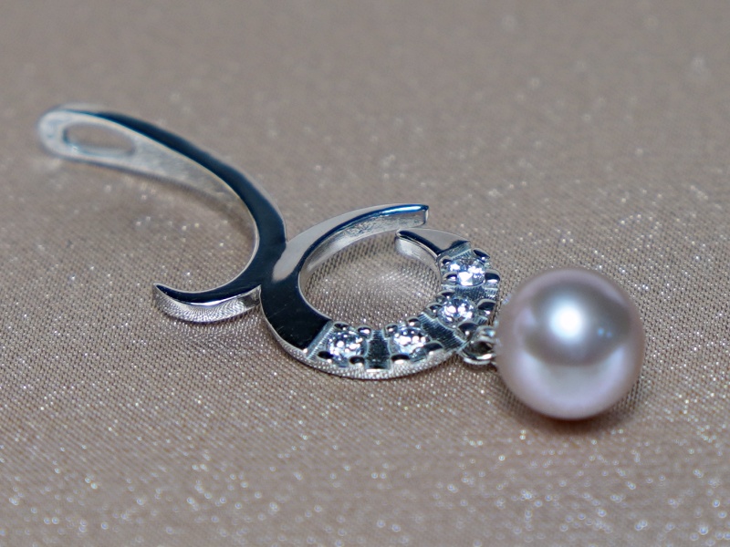 Přívěsek s perlou BC03SP-P Přívěsek s perlou BC03SP-P