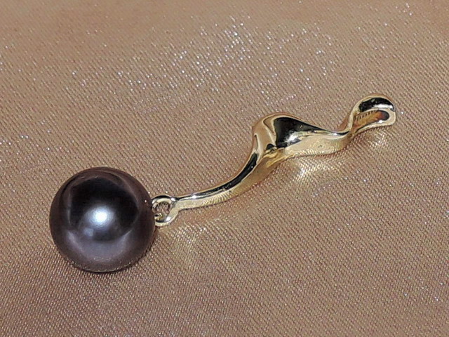 Přívěsek s perlou RGPAAAbM Přívěsek s perlou RGPAAAbM