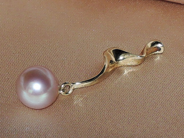 Přívěsek s perlou RGPAAAlM Přívěsek s perlou RGPAAAlM