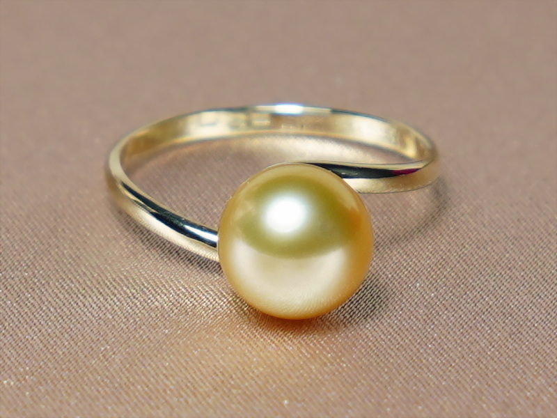 Zlatý prsten s perlou Jižního Pacifiku BC028YR-G Zlatý prsten s perlou Jižního Pacifiku BC028YR-G