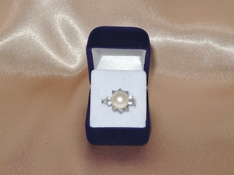 Prsten se sladkovodní perlou PR200w Prsten se sladkovodní perlou PR200w