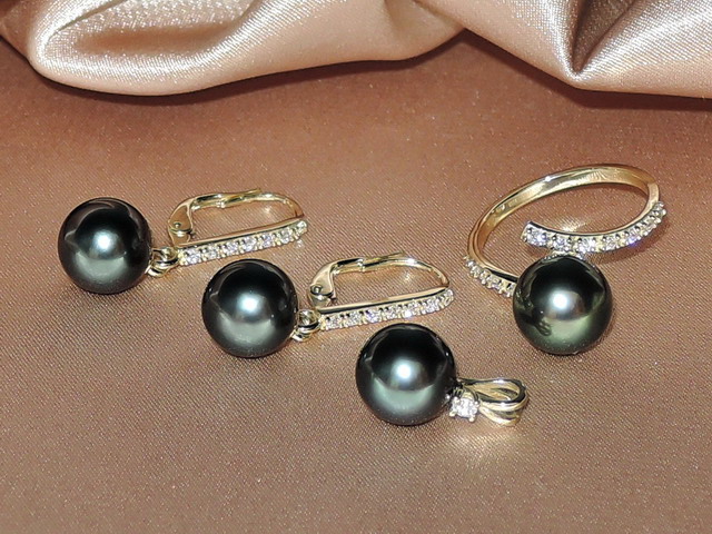 Šperky s tahitskými perlami a brilianty BC110YS-T Šperky s tahitskými perlami a brilianty BC110YS-T