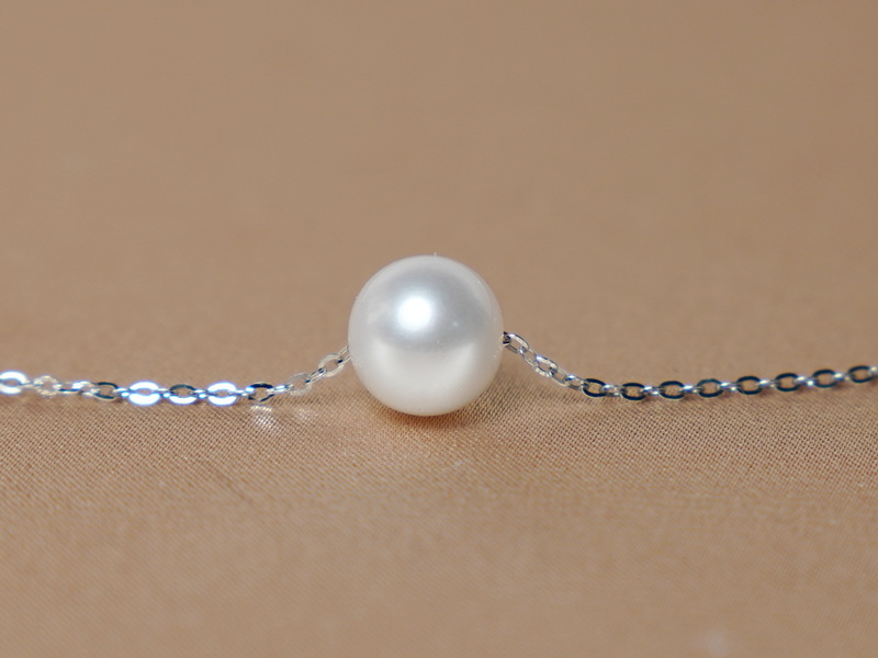 Stříbrný řetízek s pravou říční perlou 9mm RP777wM Stříbrný řetízek s pravou říční perlou 9mm RP777wM