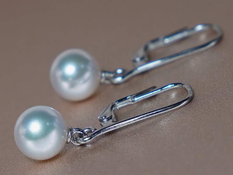 Zlaté náušnice 14K japonské akoya perly AAA AE001C Zlaté náušnice 14K japonské akoya perly AAA AE001C