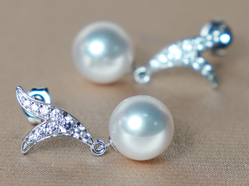 Zlaté náušnice 14K s perlami Jižního Pacifiku WW06WVE-W Zlaté náušnice 14K s perlami Jižního Pacifiku WW06WVE-W