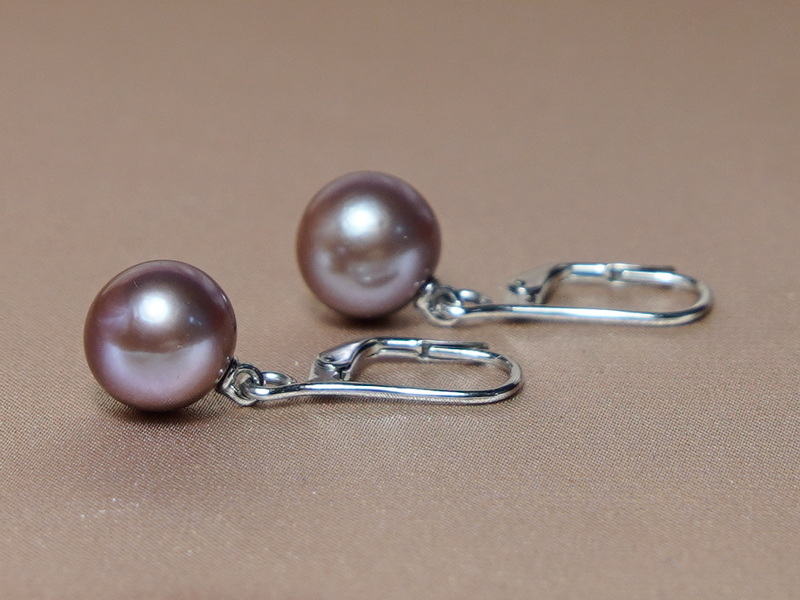 Zlaté náušnice s purpurově-fialovými perlami EPE1011wZ Zlaté náušnice s purpurově-fialovými perlami EPE1011wZ