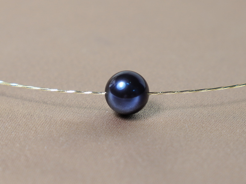 Zlatý náhrdelník s černou perlou WW01YN-FB Zlatý náhrdelník s černou perlou WW01YN-FB