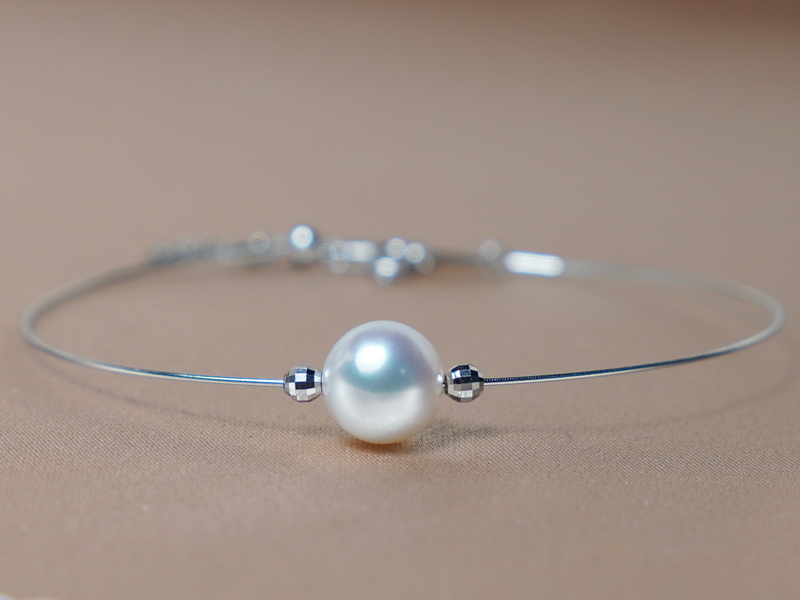 Zlatý náramek 18K s perlou Jižního Pacifiku WW07WB-W Zlatý náramek 18K s perlou Jižního Pacifiku WW07WB-W