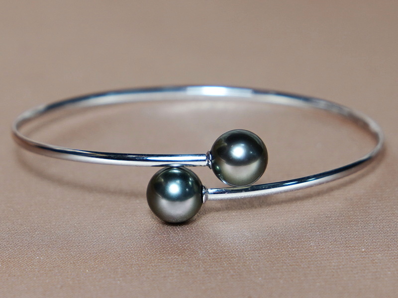 Zlatý náramek s tahitskými perlami WW08WB-TT Zlatý náramek s tahitskými perlami WW08WB-TT