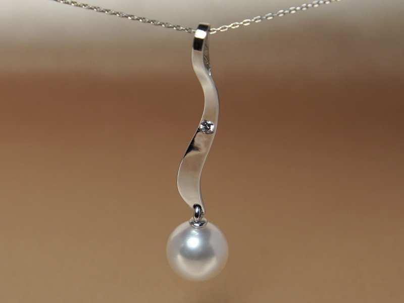 Přívěsek s perlou BC04WP-A Přívěsek s perlou BC04WP-A