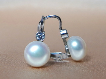 Perlové náušnice DS222SBE-W Perlové náušnice DS222SBE-W