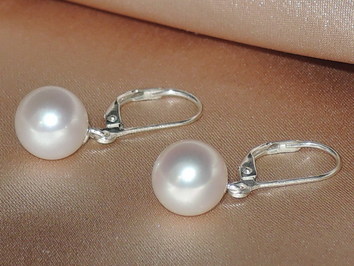Náušnice z bílých sladkovodních perel ve stříbře RE100AAAwM Náušnice z bílých sladkovodních perel ve stříbře RE100AAAwM