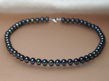 Perlový náhrdelník černé říční perly NRSN7580AAbG Perlový náhrdelník černé říční perly NRSN7580AAbG