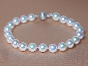 Náramek z japonských akoya perel 7,5mm AAA APB7580C Náramek z japonských akoya perel 7,5mm AAA APB7580C