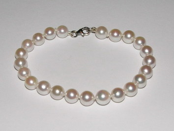 Perlový náramek z japonských akoya perel AAA 8,5mm APB8590C Perlový náramek z japonských akoya perel AAA 8,5mm APB8590C
