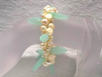 Perlový náramek BR184T Perlový náramek BR184T