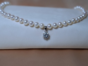 Personalizovaný perlový náhrdelník PS001 Personalizovaný perlový náhrdelník PS001