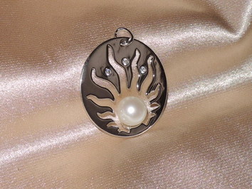 Přívěsek s perlou BC01WP-W Přívěsek s perlou BC01WP-W