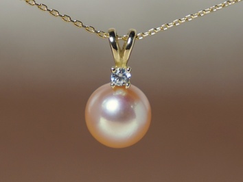 Přívěsek s perlou BC025YFP-P Přívěsek s perlou BC025YFP-P