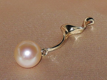 Přívěsek s perlou RGPAAApM Přívěsek s perlou RGPAAApM