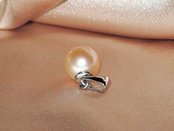 Přívěsek s perlou RPP001pM Přívěsek s perlou RPP001pM