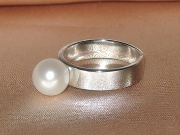 Prsten s perlou BC032WFR-W Prsten s perlou BC032WFR-W