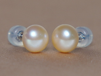 Zlaté napichovací perlové náušnice PSE14WG Zlaté napichovací perlové náušnice PSE14WG