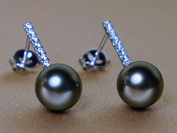 Zlaté náušnice s perlami WW015WE-T Zlaté náušnice s perlami WW015WE-T