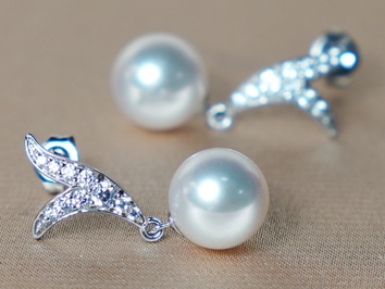 Zlaté náušnice 14K s perlami Jižního Pacifiku WW06WVE-W Zlaté náušnice 14K s perlami Jižního Pacifiku WW06WVE-W