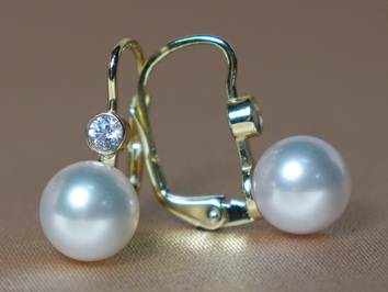 Zlaté perlové náušnice pravá mořská perla a zirkon DS222YE-A Zlaté perlové náušnice pravá mořská perla a zirkon DS222YE-A