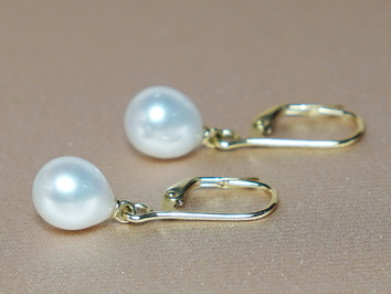 Zlaté visací náušnice perly slzičky FTyE005wJ Zlaté visací náušnice perly slzičky FTyE005wJ