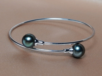 Zlatý náramek s tahitskými perlami TPB100w-B Zlatý náramek s tahitskými perlami TPB100w-B