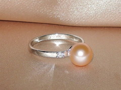 Prsten s perlou BC027WFR-P Prsteň s perlou BC027WFR-P. BC027WFR-P