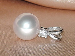 Šperky s perlami BC110WFS-W Prívesok s perlou BC025WFP-W BC110WFS-W