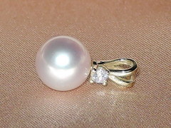 Šperky s perlami BC140YFS-W Prívesok s perlou BC025YFP-W BC140YFS-W