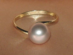 Prsten s perlou BC028YFR-L Prsteň s perlou BC028YFR-L BC028YFR-L