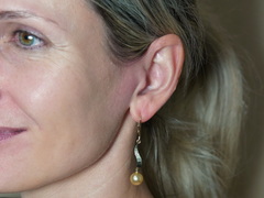 Zlaté náušnice s perlami Jižního Pacifiku BC04YE-G Náušnice s perlami Južného Pacifiku a briliantmi BC04YE-G.2.JPG BC04YE-G