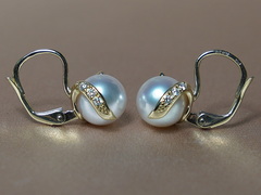 Zlaté náušnice mořská akoya perla s brilianty BC05YE-A Perlové náušnice BC05YE-A-1.JPG BC05YE-A