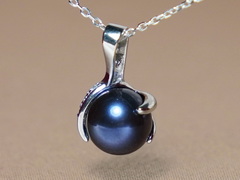 Přívěsek s perlou BC05SP-B Prívesok s čiernou sladkovodnou perlou BC05SP-B-1.JPG BC05SP-B